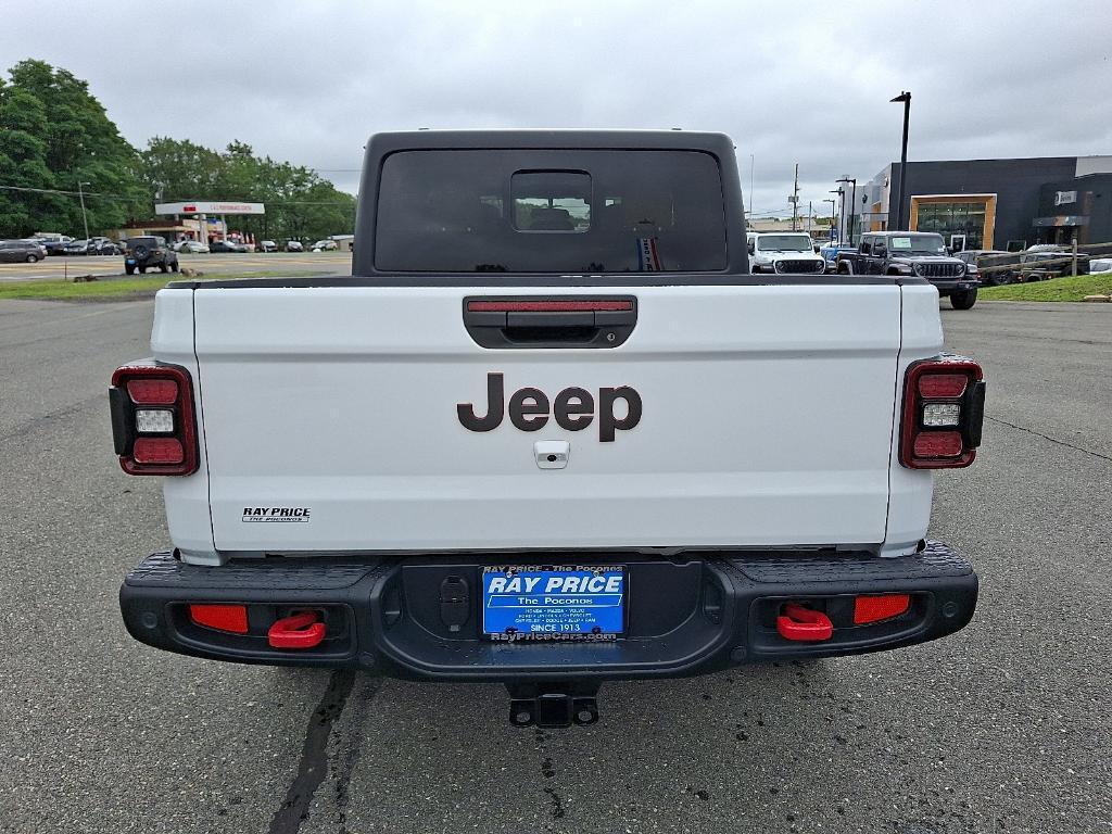 used 2021 Jeep Gladiator car, priced at $29,904