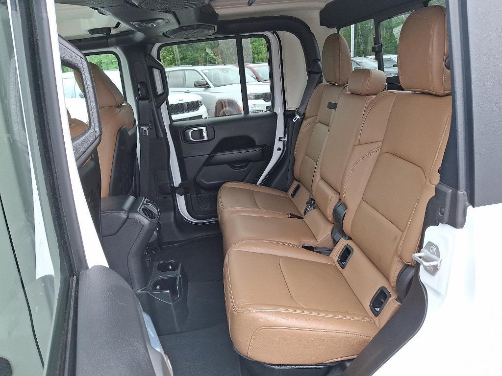 used 2021 Jeep Gladiator car, priced at $29,904