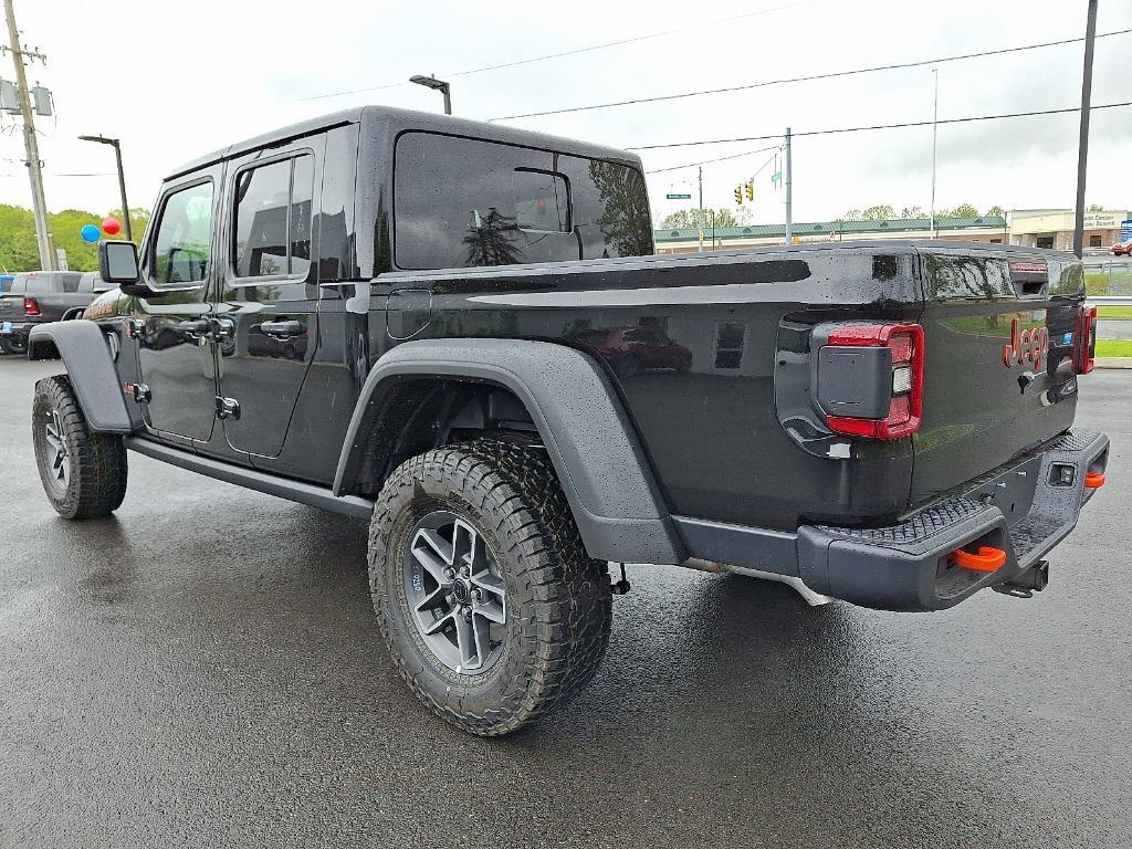 new 2025 Jeep Gladiator car, priced at $58,080