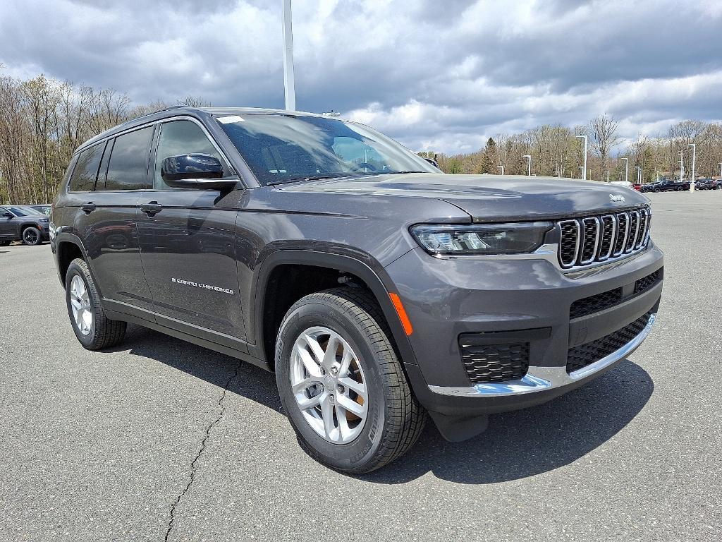new 2025 Jeep Grand Cherokee L car, priced at $43,714