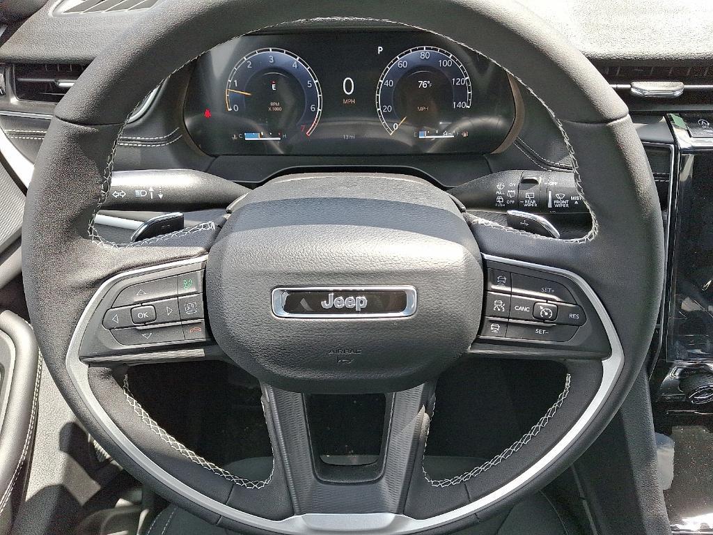 new 2025 Jeep Grand Cherokee L car, priced at $43,714