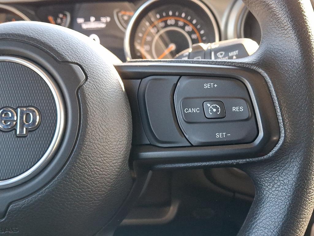 used 2021 Jeep Wrangler Unlimited car, priced at $27,959