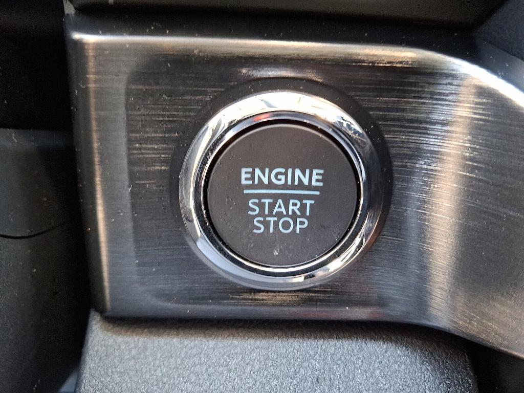 new 2025 Ford F-350 car, priced at $93,530