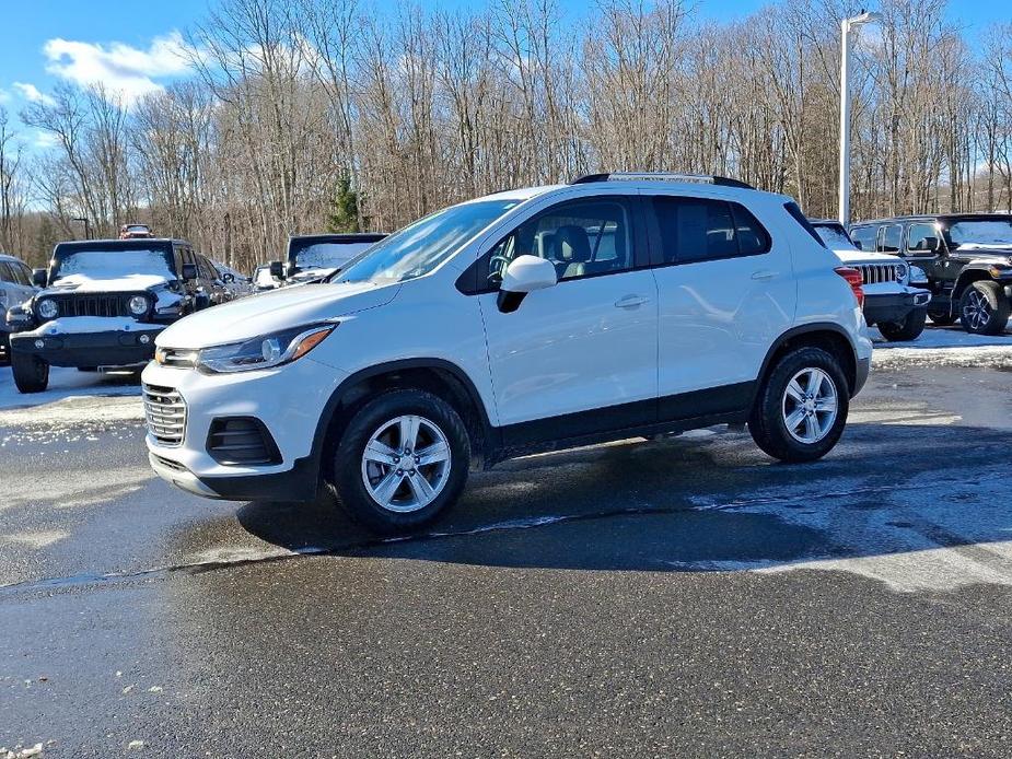 used 2022 Chevrolet Trax car, priced at $18,776