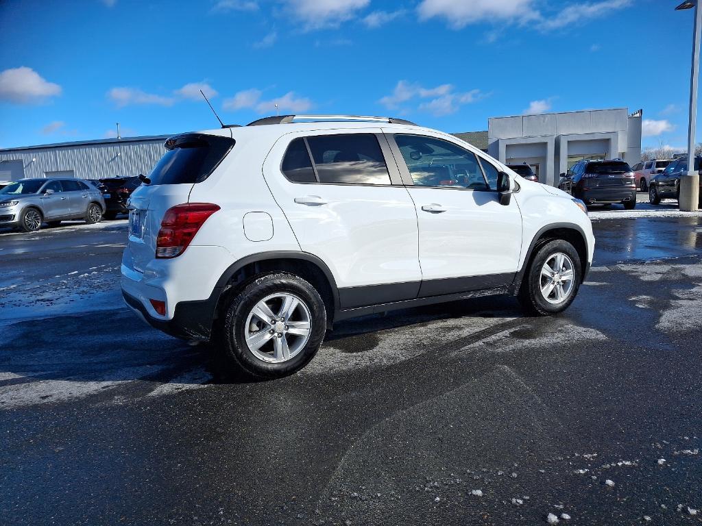 used 2022 Chevrolet Trax car, priced at $18,776