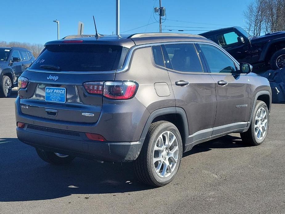 new 2024 Jeep Compass car, priced at $37,554