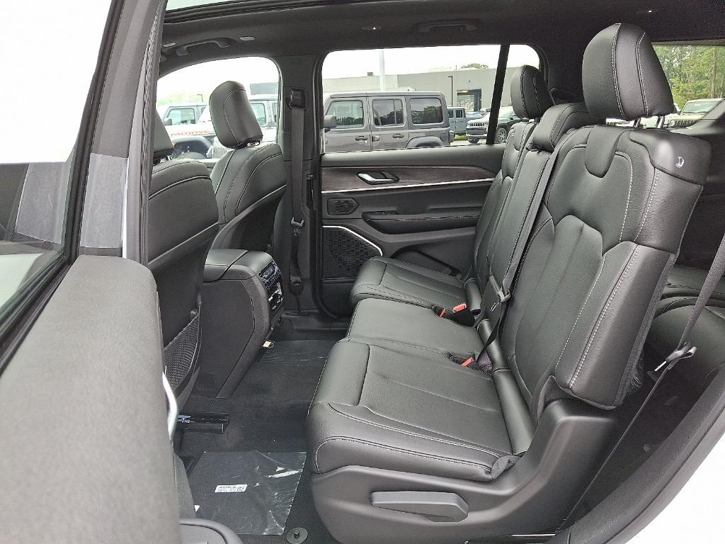 new 2025 Jeep Grand Cherokee L car, priced at $52,950