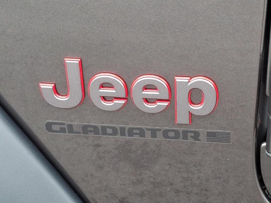 new 2025 Jeep Gladiator car, priced at $56,907