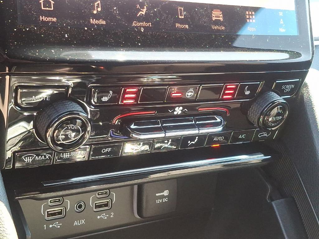 new 2025 Jeep Grand Cherokee car, priced at $49,247