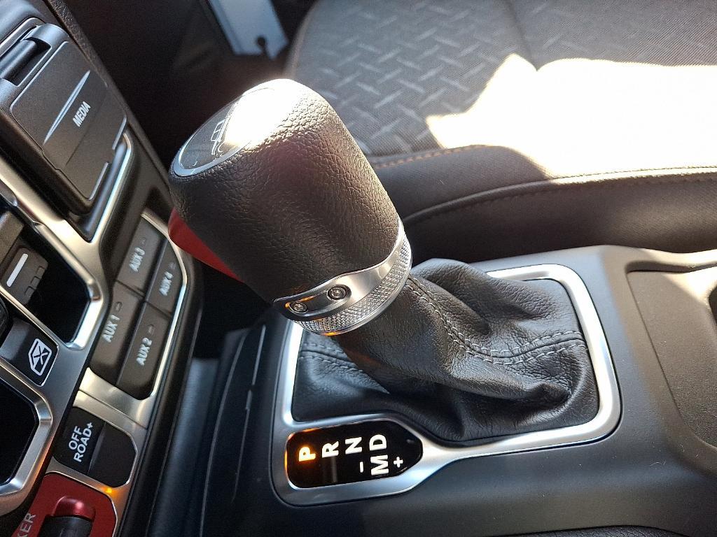 new 2025 Jeep Gladiator car, priced at $53,545