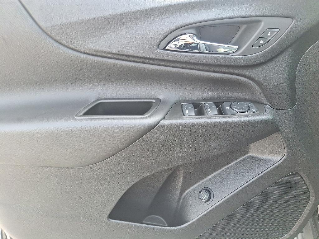 used 2022 Chevrolet Equinox car, priced at $23,952