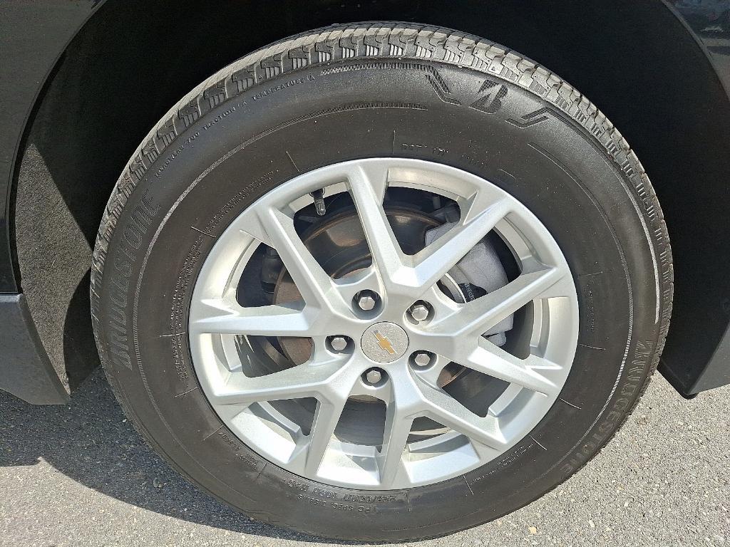 used 2022 Chevrolet Equinox car, priced at $23,952