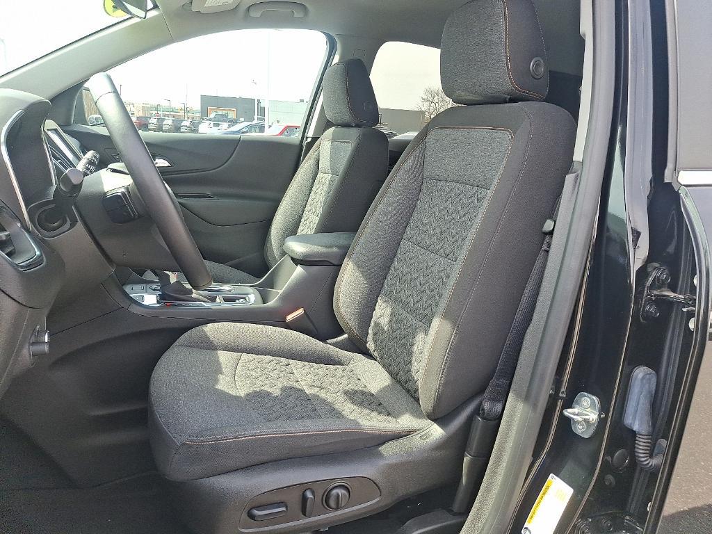 used 2022 Chevrolet Equinox car, priced at $23,952