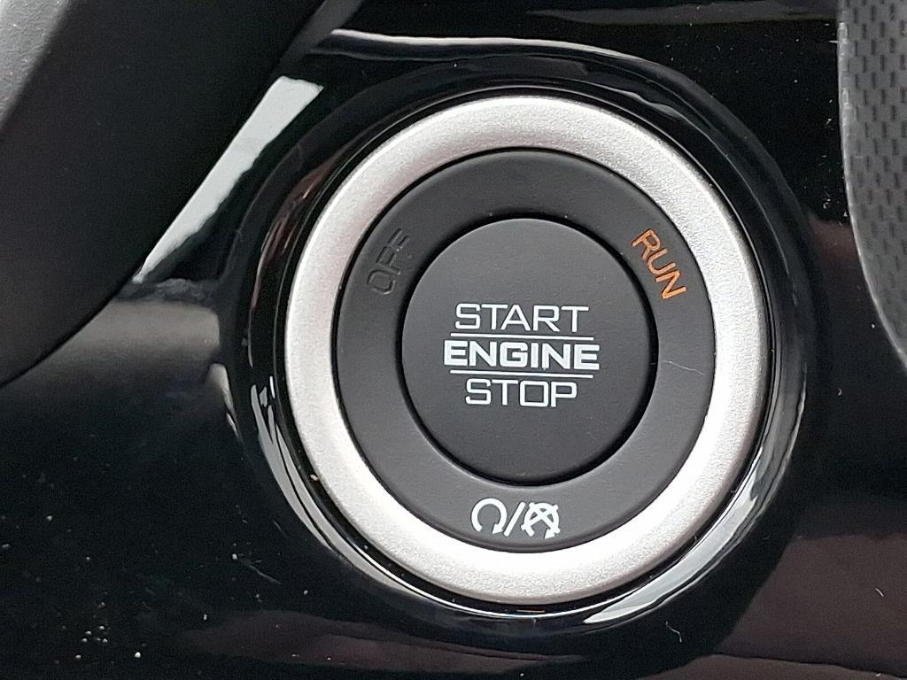new 2025 Ram 1500 car, priced at $90,640