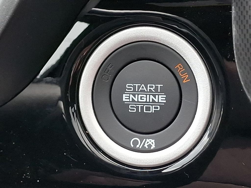 new 2025 Ram 1500 car, priced at $90,640