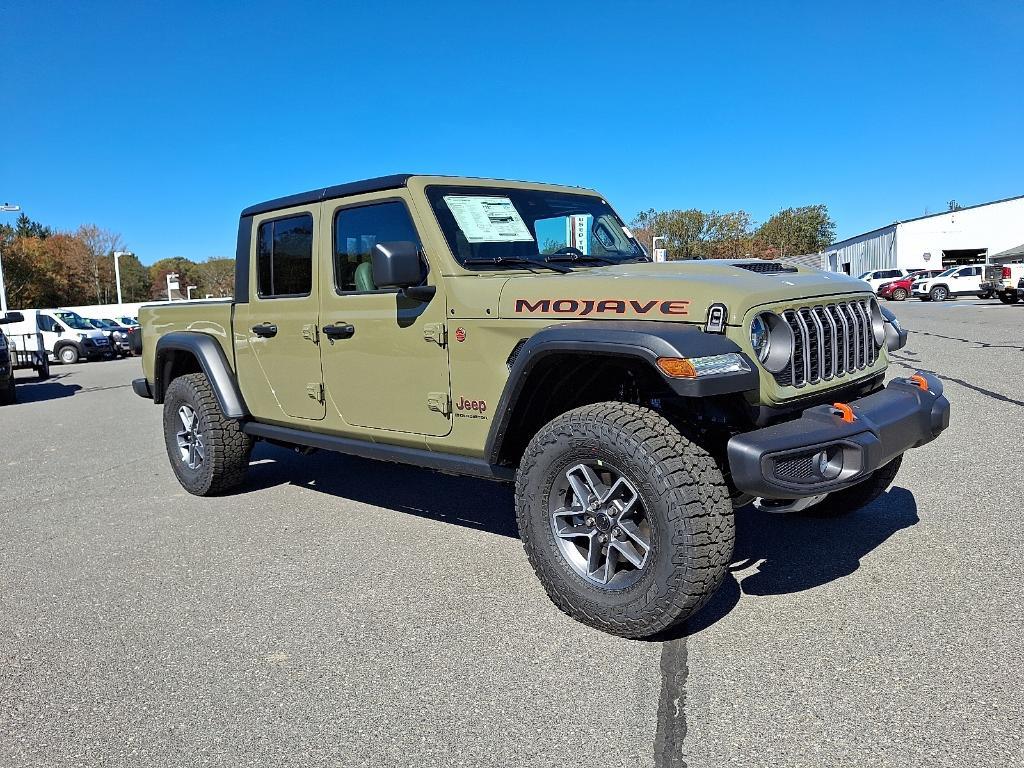 new 2025 Jeep Gladiator car, priced at $57,274