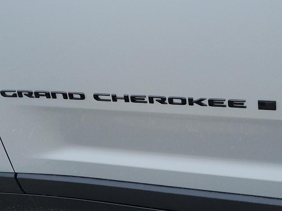 new 2024 Jeep Grand Cherokee car, priced at $52,813