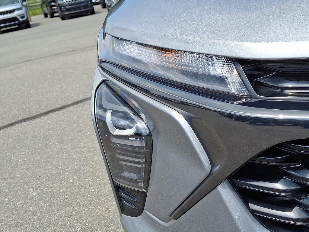 used 2024 Chevrolet Trax car, priced at $21,290