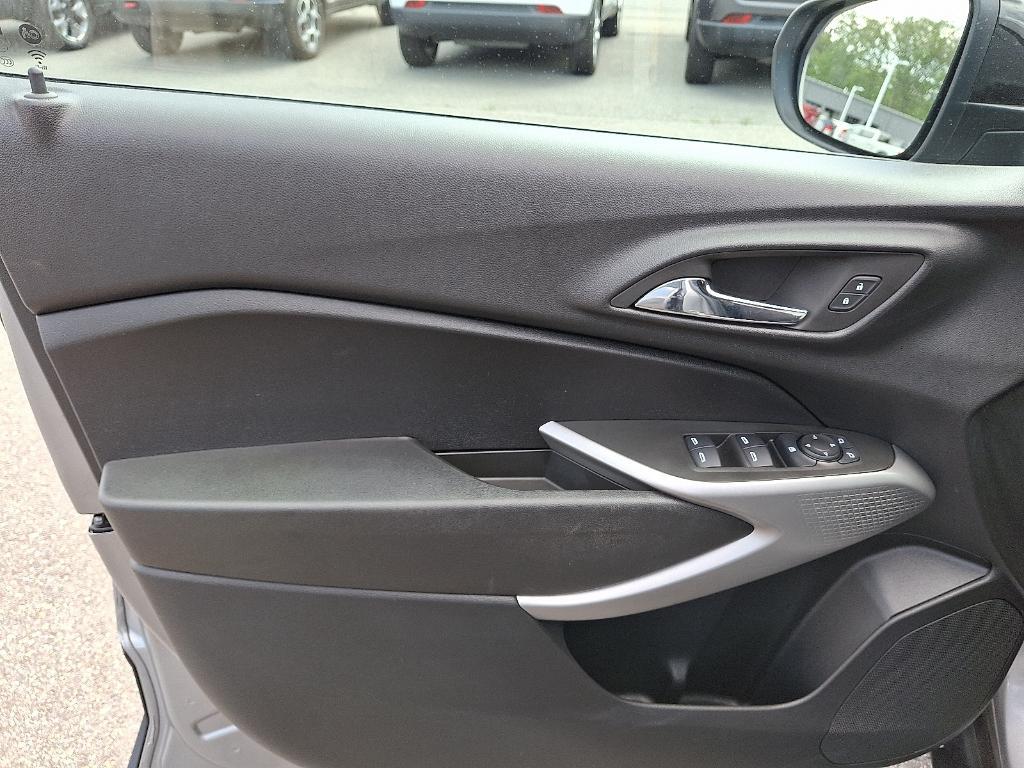 used 2024 Chevrolet Trax car, priced at $21,290
