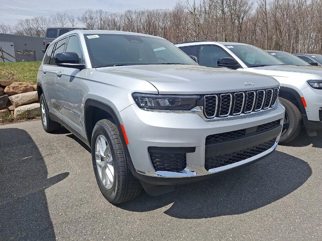 new 2025 Jeep Grand Cherokee L car, priced at $45,279