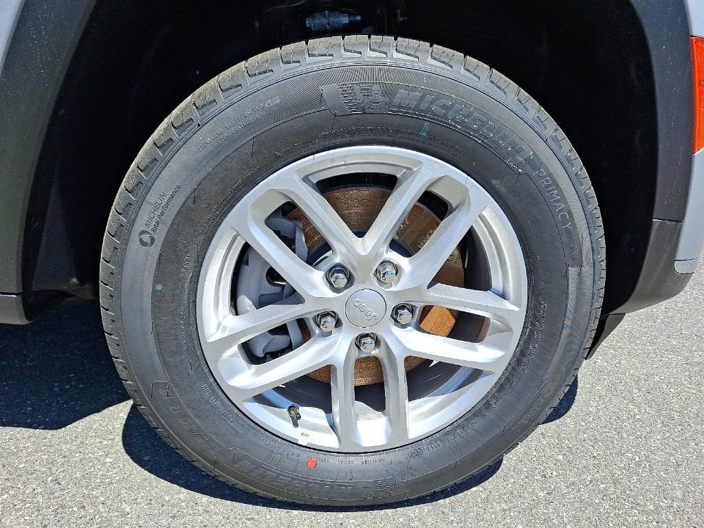 new 2025 Jeep Grand Cherokee L car, priced at $43,279