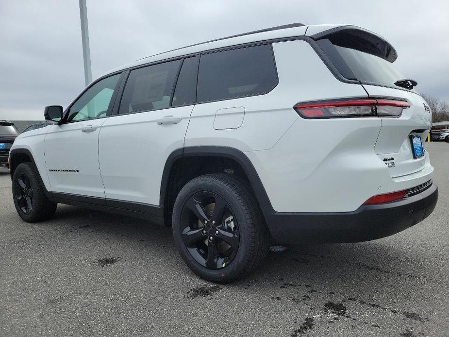 new 2024 Jeep Grand Cherokee L car, priced at $54,059