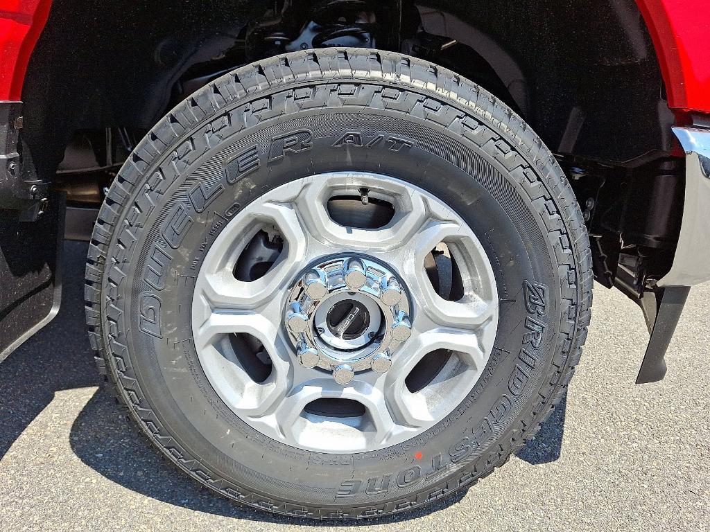 new 2025 Ford F-350 car, priced at $65,300