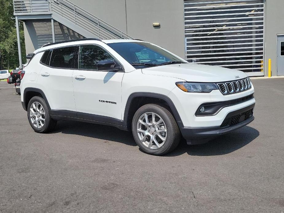 new 2024 Jeep Compass car, priced at $35,458