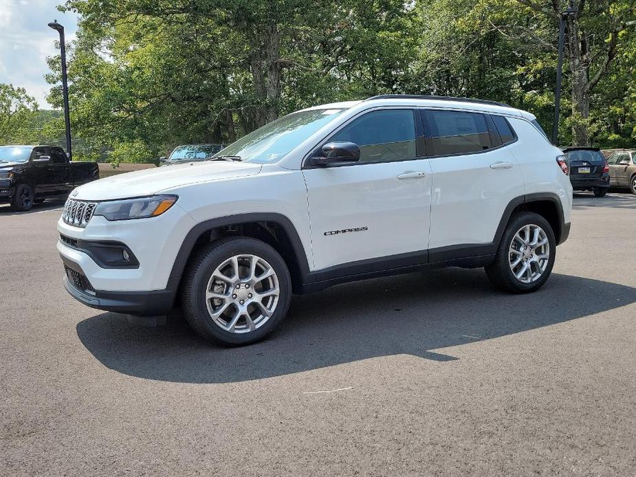 new 2024 Jeep Compass car, priced at $35,458