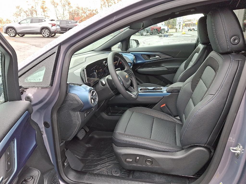 new 2026 Chevrolet Equinox EV car, priced at $43,989