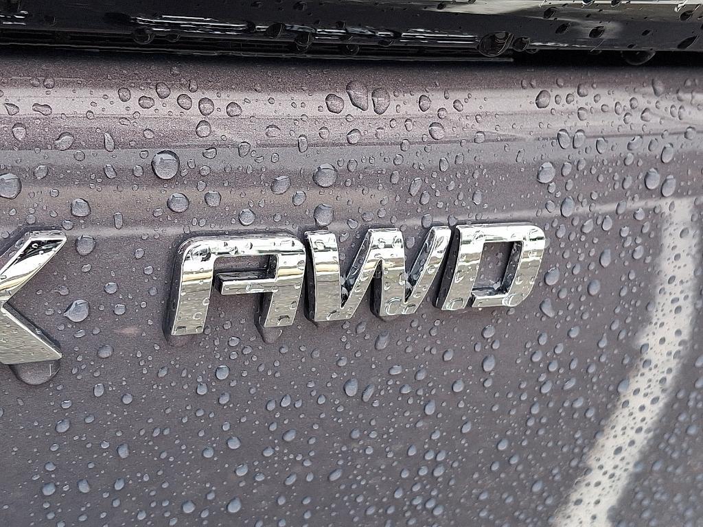 new 2026 Chevrolet Equinox EV car, priced at $43,989