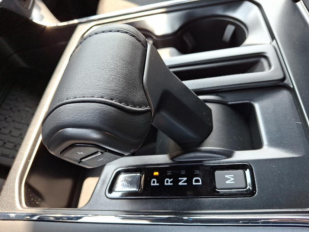 new 2025 Ford F-150 car, priced at $61,378