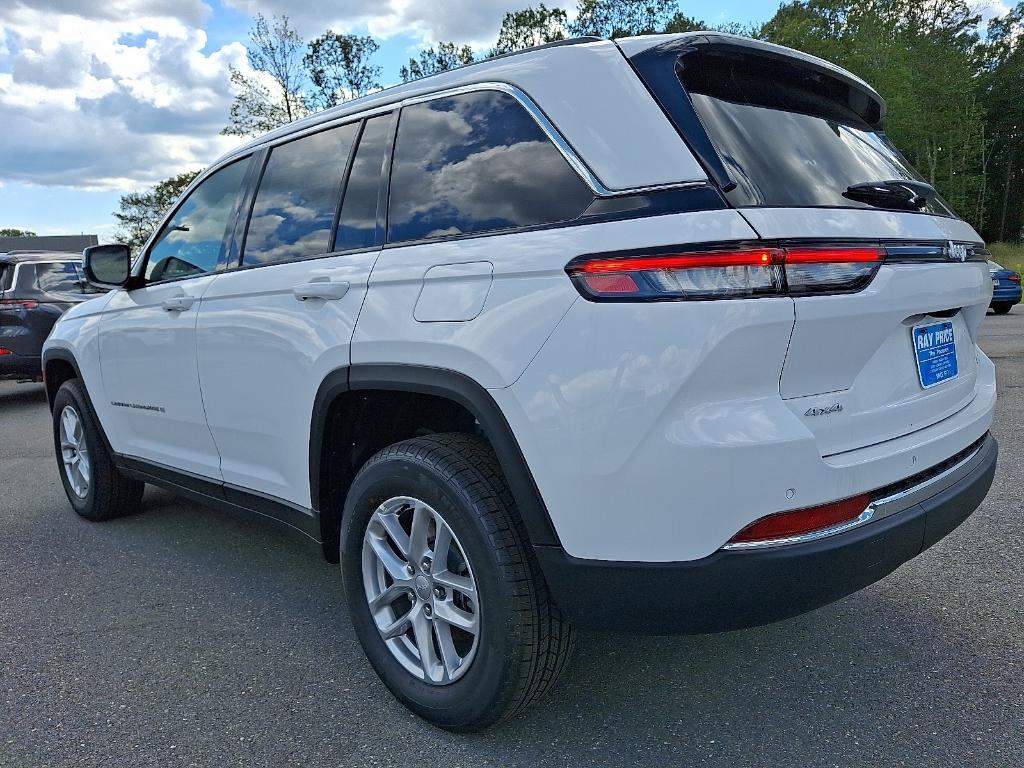 new 2025 Jeep Grand Cherokee car, priced at $43,214