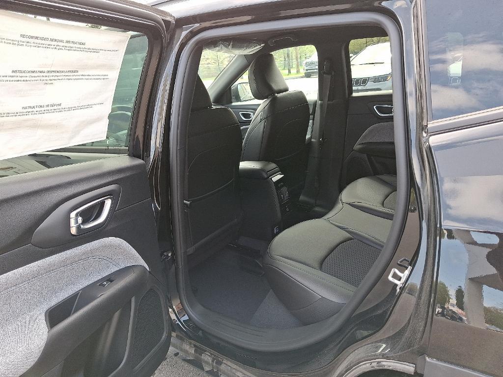 new 2025 Jeep Compass car, priced at $32,291