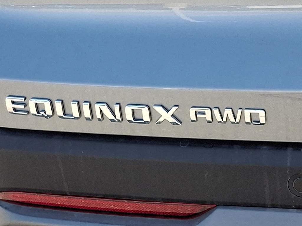 new 2025 Chevrolet Equinox car, priced at $30,999