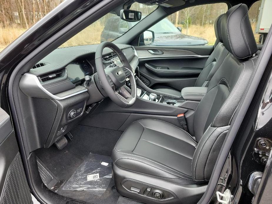 new 2024 Jeep Grand Cherokee L car, priced at $54,791