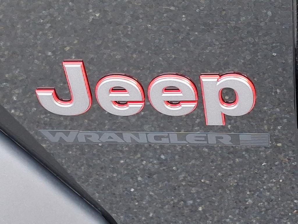 new 2025 Jeep Wrangler car, priced at $57,992