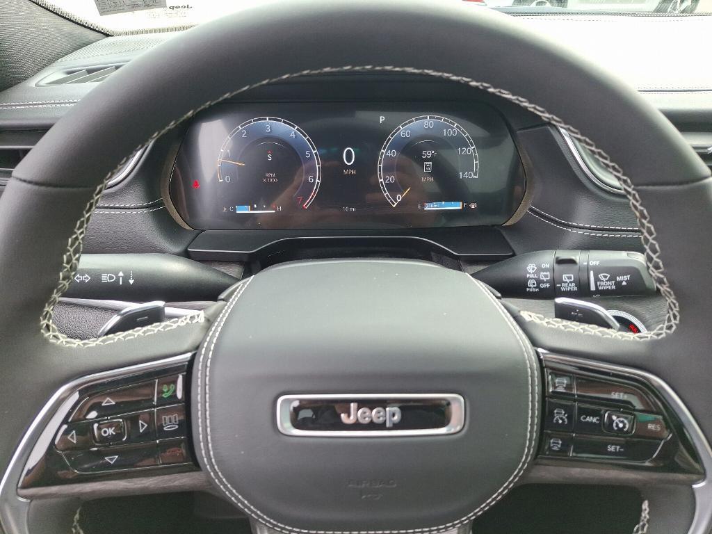new 2025 Jeep Grand Cherokee L car, priced at $62,268