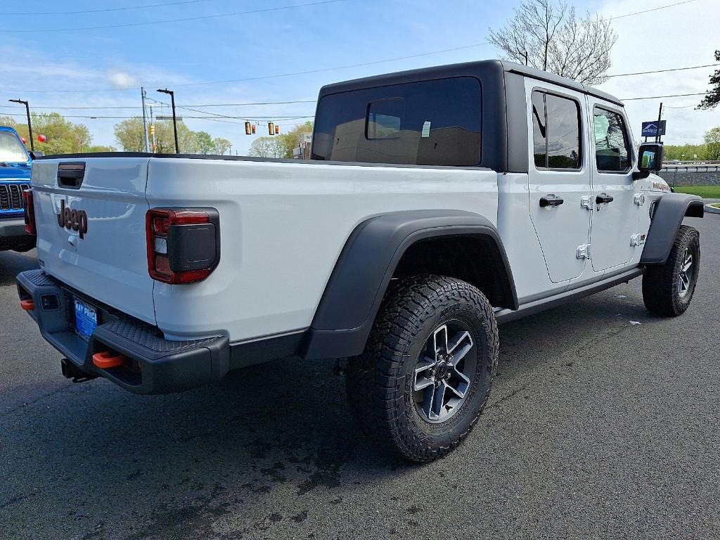 new 2025 Jeep Gladiator car, priced at $56,818