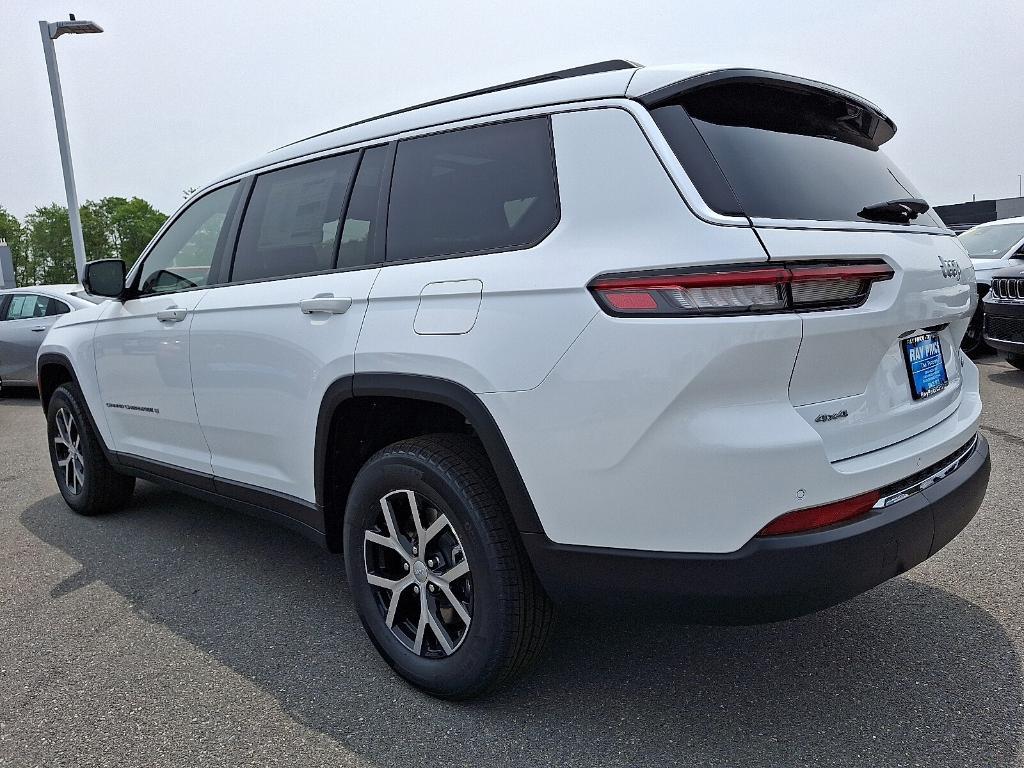 new 2025 Jeep Grand Cherokee L car, priced at $53,894