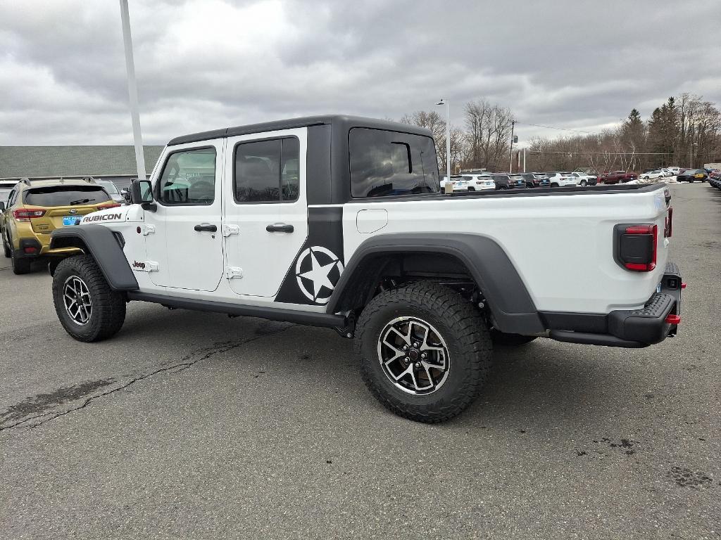 new 2025 Jeep Gladiator car, priced at $57,659