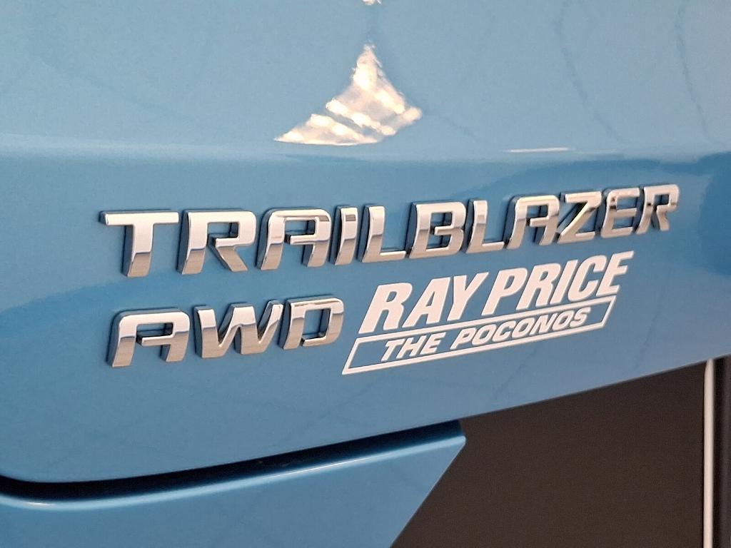 new 2025 Chevrolet TrailBlazer car, priced at $30,940