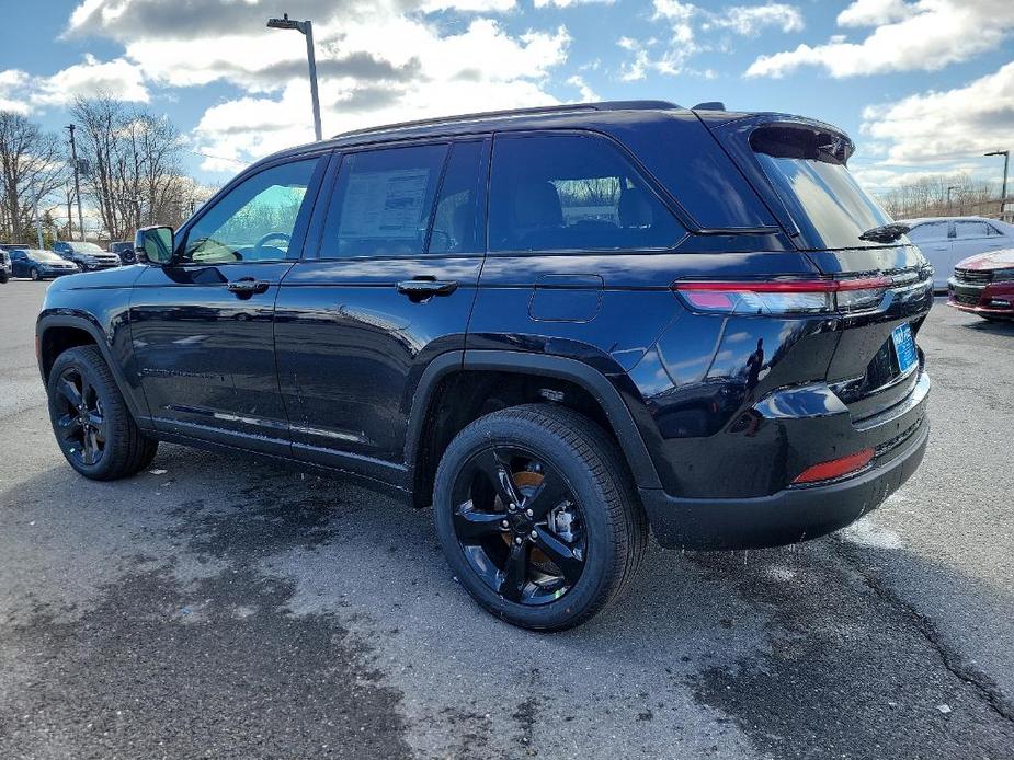 new 2024 Jeep Grand Cherokee car, priced at $55,345