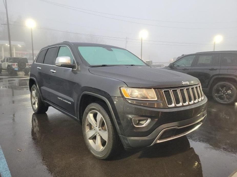 used 2016 Jeep Grand Cherokee car, priced at $14,149