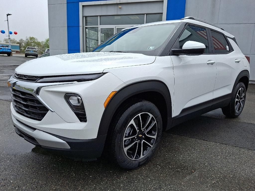 new 2025 Chevrolet TrailBlazer car, priced at $28,966