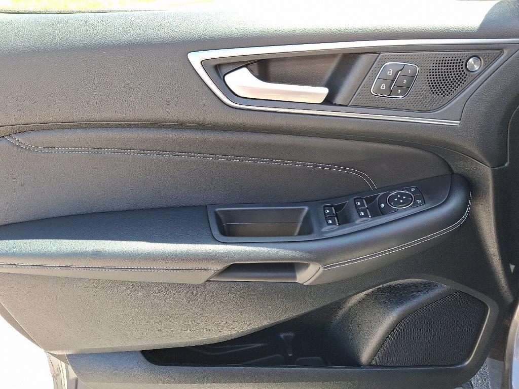 used 2022 Ford Edge car, priced at $26,732