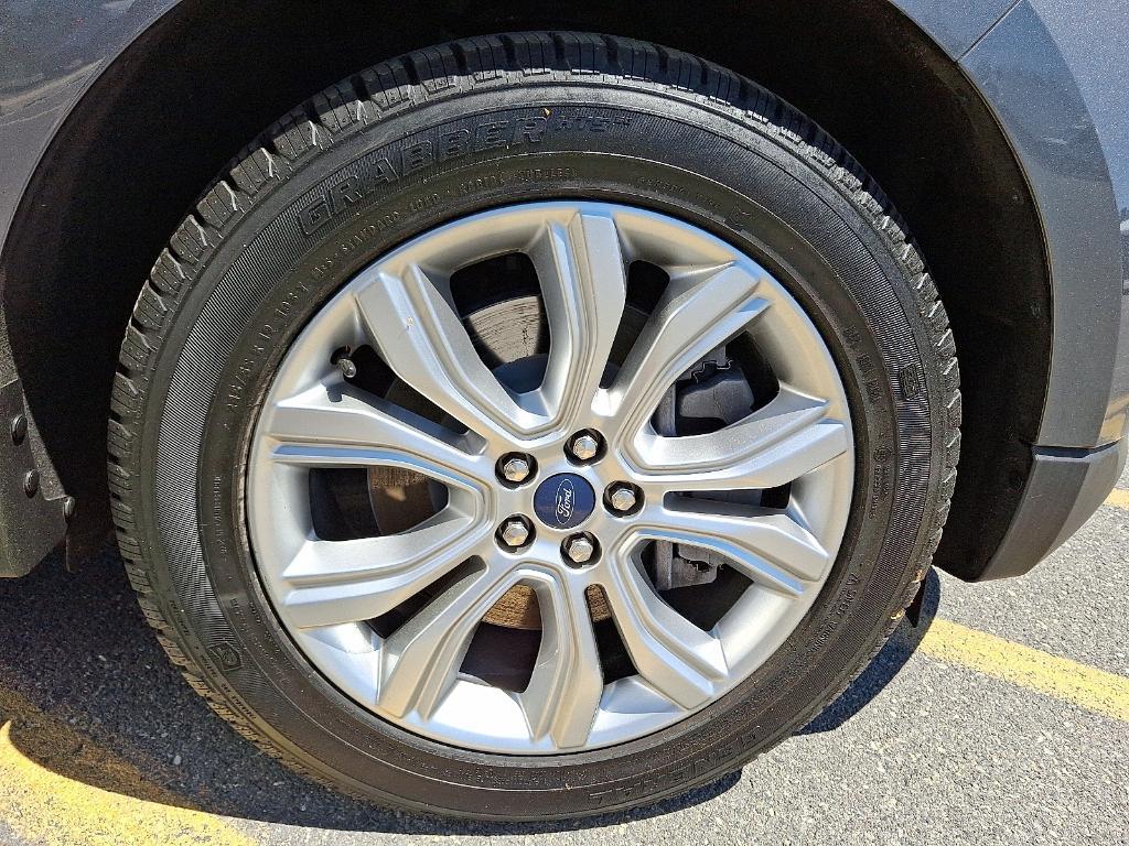 used 2022 Ford Edge car, priced at $26,577
