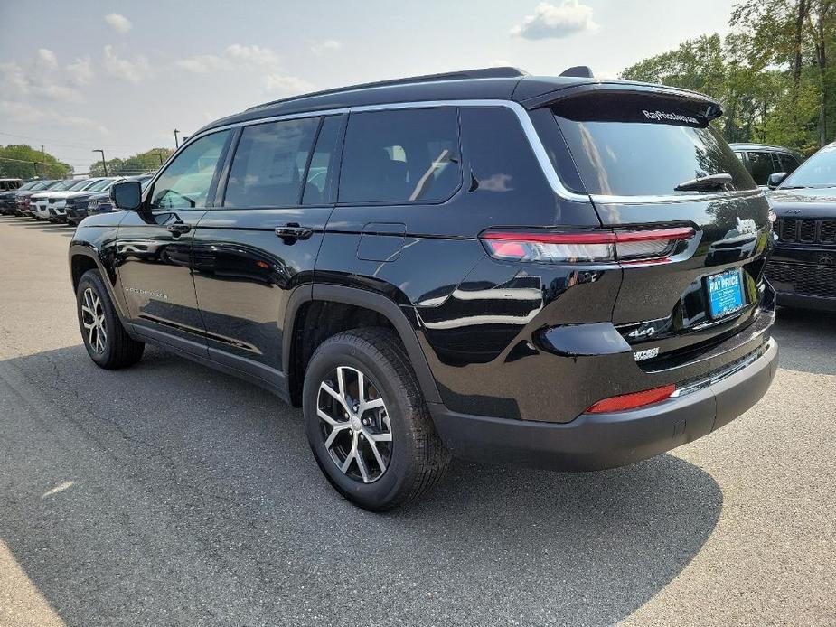 new 2024 Jeep Grand Cherokee L car, priced at $52,293