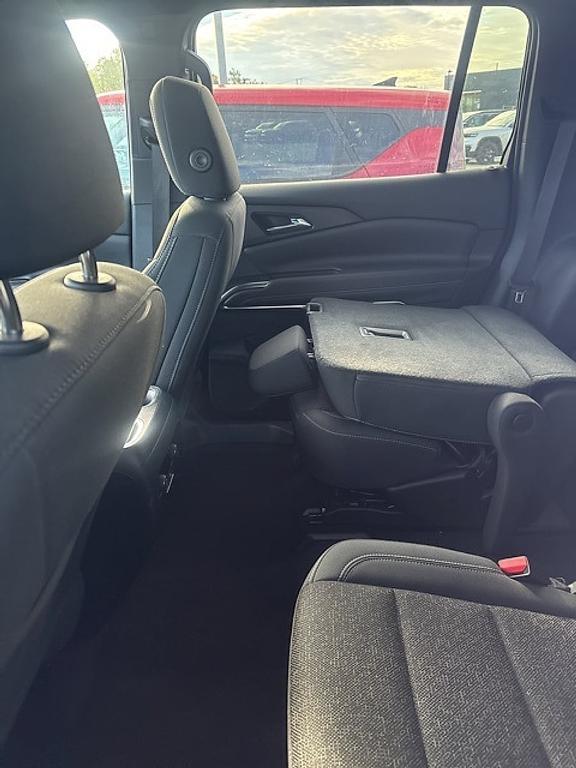 used 2025 Chevrolet Traverse car, priced at $38,335