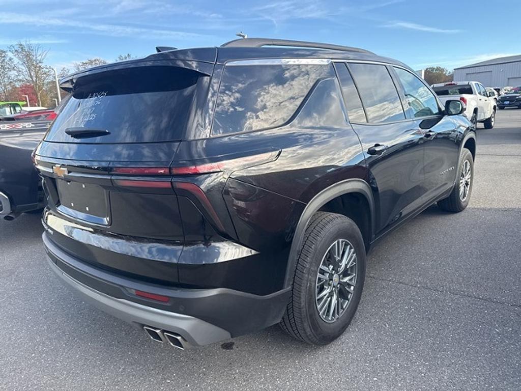 used 2025 Chevrolet Traverse car, priced at $38,335
